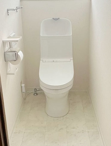 TOTOトイレ施工事例✨オート洗浄が付いても低価格！